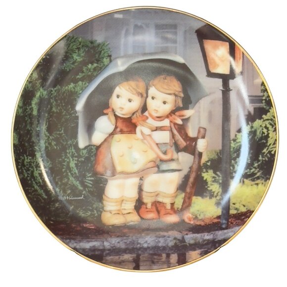 M.J. Hummel Stormy Weather Collector Plate "Little Companions" The Danbury Mint - Picture 3 of 12